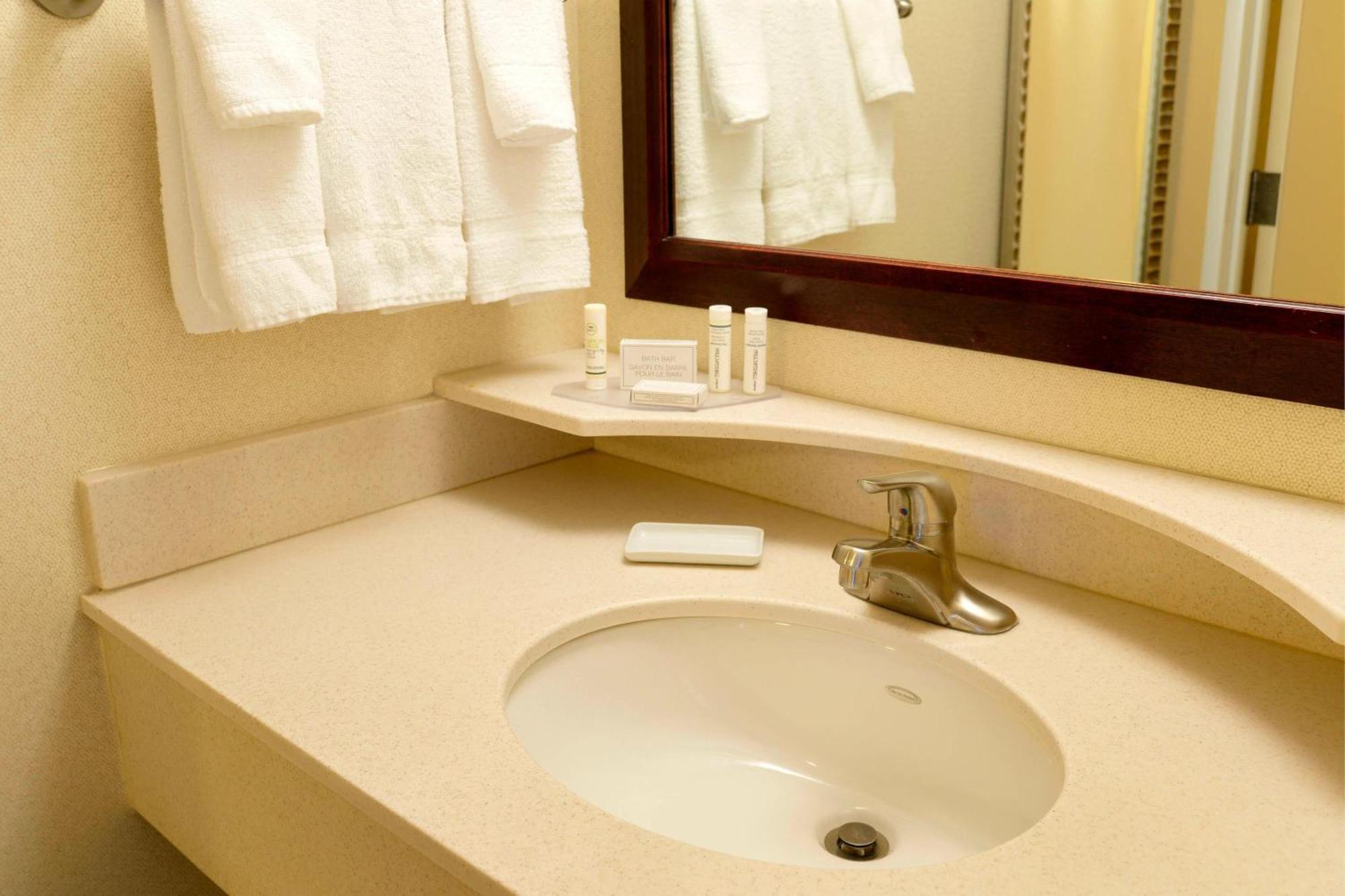 Springhill Suites Terre Haute Esterno foto